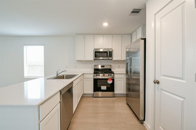 Photo - 21325 Carosella Dr