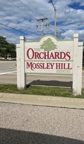 Photo - 610 Applegate Ln