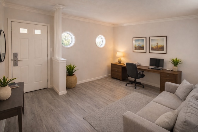 Building Photo - 928 Ferry Rd Unit 201