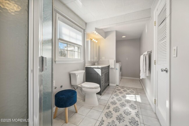 Photo - 202 Yale Ave