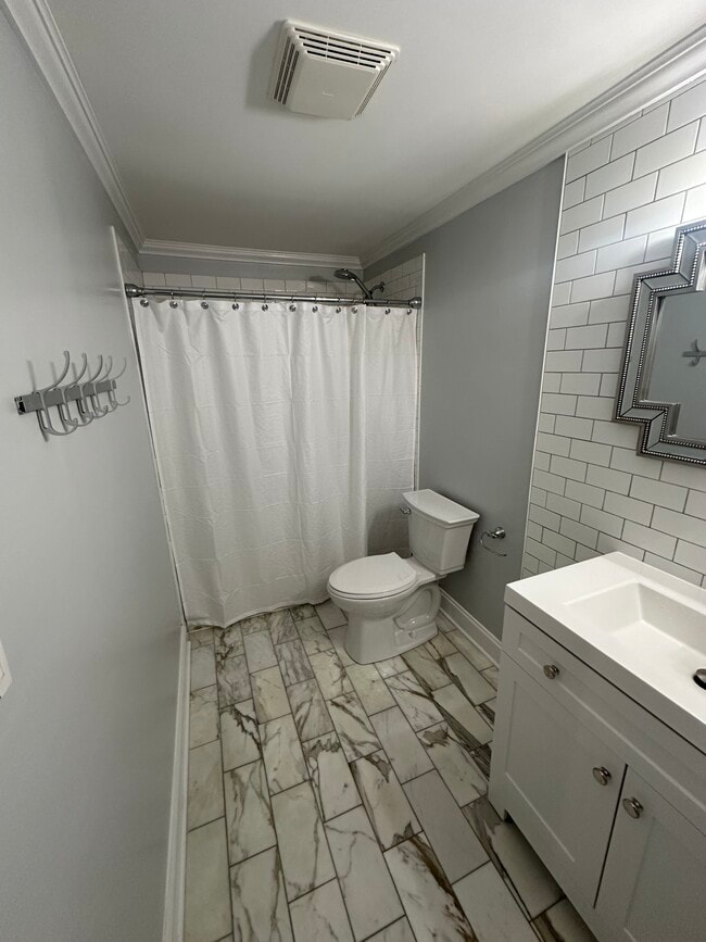 Photo - 287 Sagamore Hills Dr