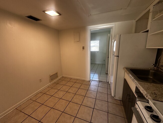 Photo - 1315 SE Silver Springs Pl