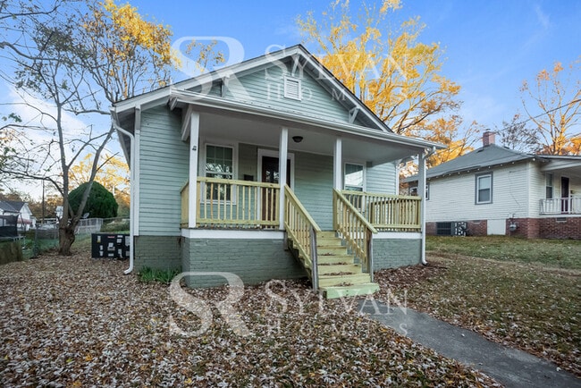 Photo - The ideal space to balance life, work, and play.