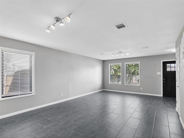 Photo - 5304 Los Altos Rd