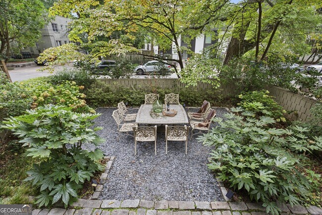 Photo - 420 7th St NE