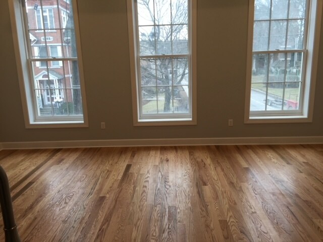 Living - 171 Main St Unit 2