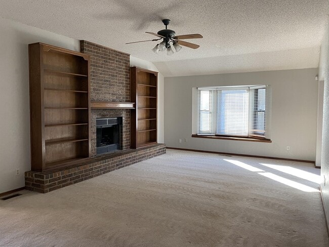 Photo - 541 NW 170th St