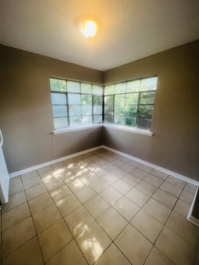 Photo - 416 NW 81st St