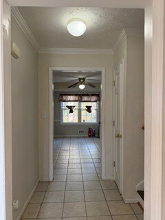 Photo - 698 Shannon Way