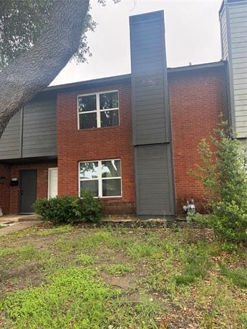 Photo - 323 Towne House Ln