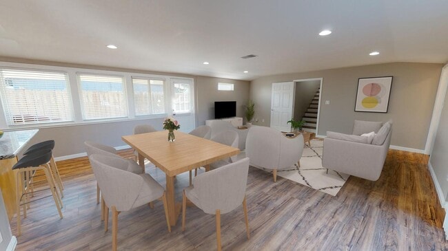 Charming & contemporary Concord home near BART