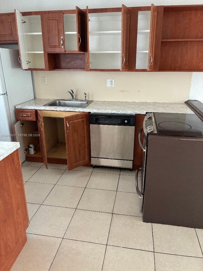 Photo - 1600 NE 114th St Unit 106