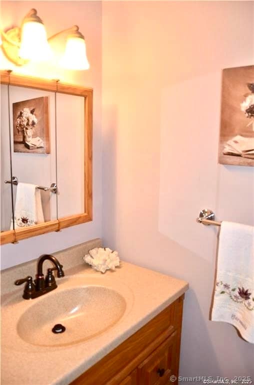 Photo - 5 Amato Dr Unit APT E