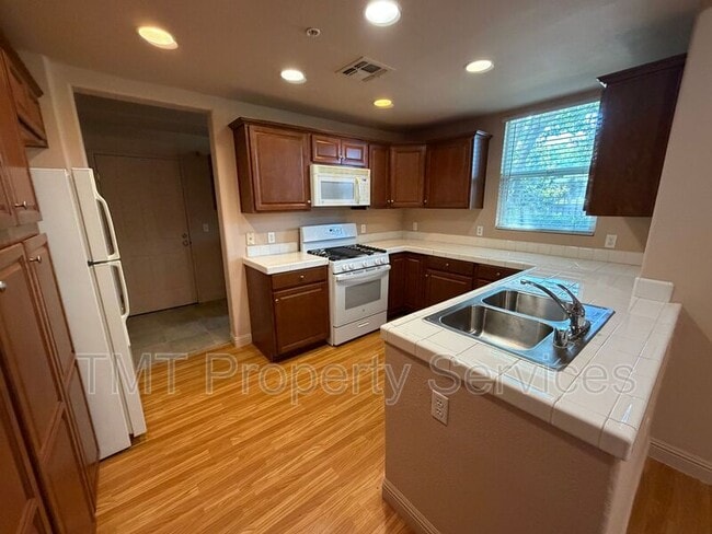 Photo - 4800 Westlake Pkwy