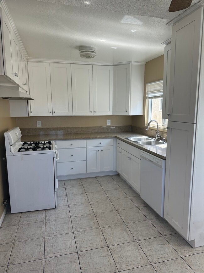 Photo - 683 W 12th St Unit 683 W. 12th Street, 2, San Pedro