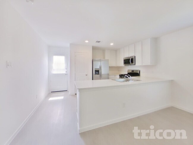 Photo - 3060 Dawn Sound Dr