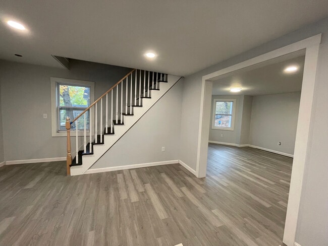 Photo - 25 High St Unit 1