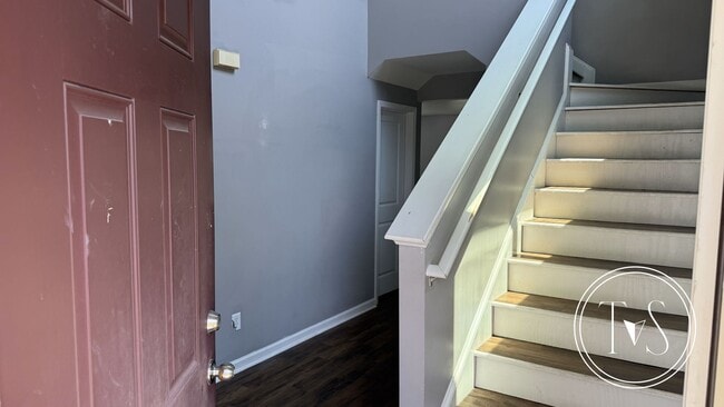Photo - RATE DROP ALERT! (was $3000/month)!