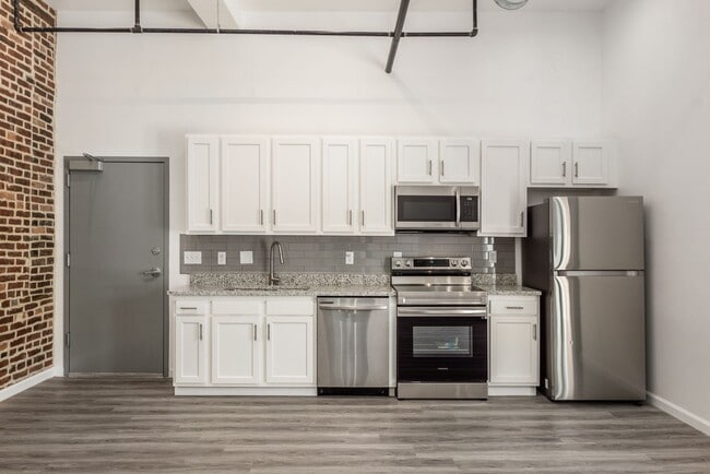 The Residences at 218 E Main St