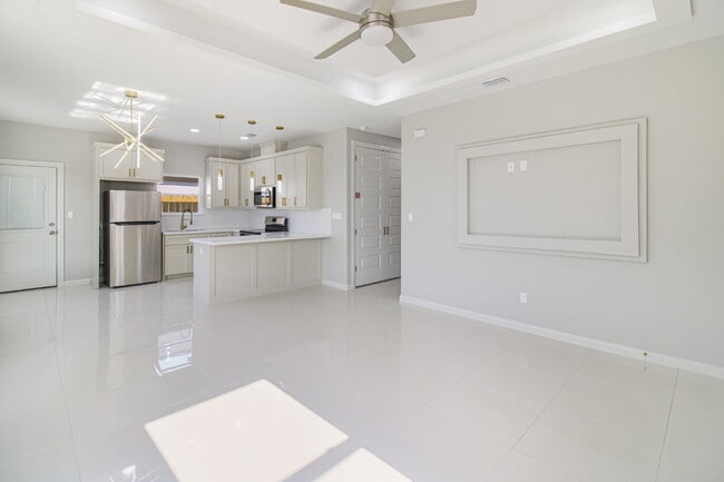 Photo - What an amazing apartment in Mission!!! Luxury apartment for Rent