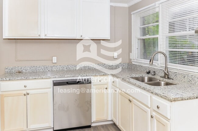 1462 Cardinal Pl
