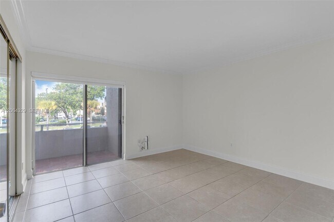 7745 SW 86th St Unit D-218