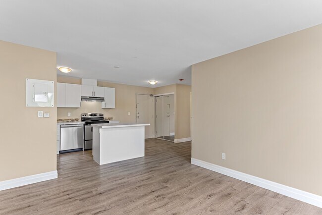 Photo - Amherst Village