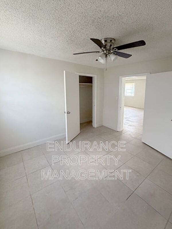 Photo - 1125 W 28th St