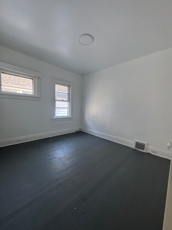 Photo - 12202 Benham Ave Unidad 2