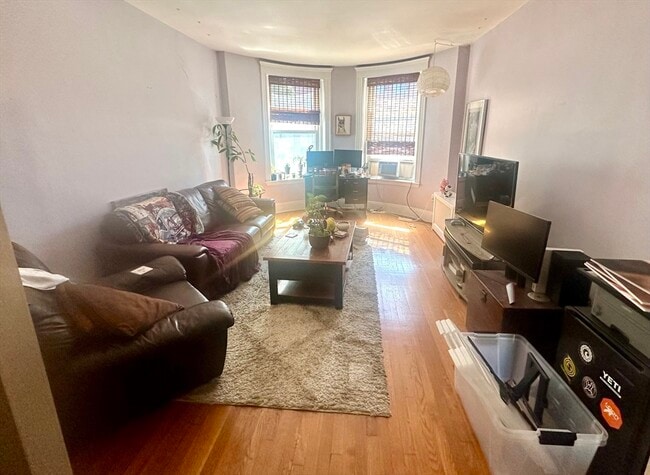 Building Photo - 184 Saint Paul St Unit 2f Rental