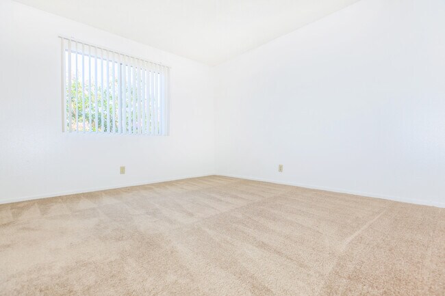 Casa Pacifica Apartment Homes