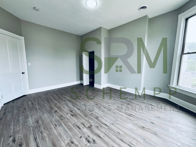 Photo - 2708 W Main St