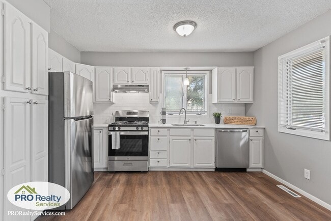 Photo - 5 Bedroom Home in Crystal