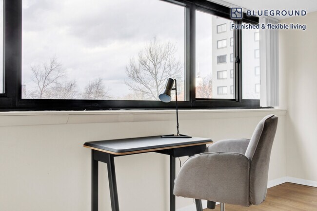 Photo - 1 Emerson Pl Unit FL3-ID498