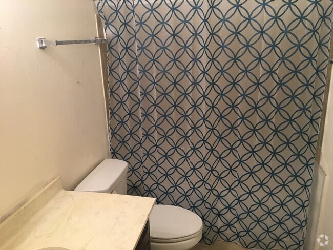 Building Photo - 1528 E 66th Pl Rental