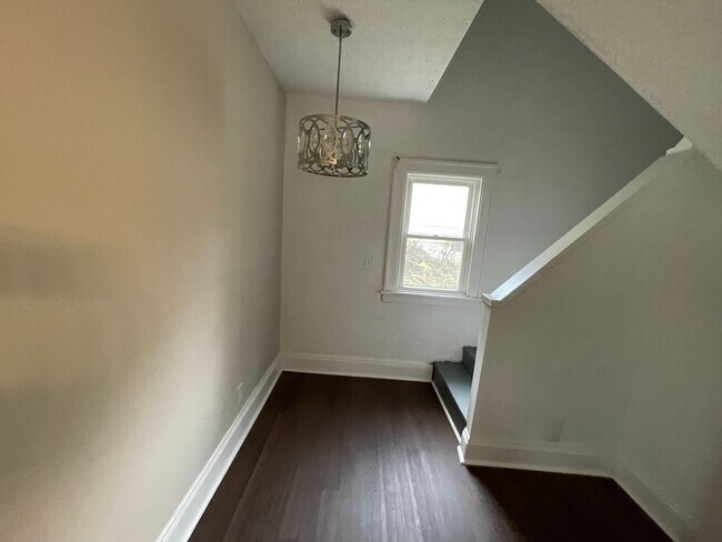 Photo - SECTION 8 and EDEN ACCEPTED!! Spacious New...