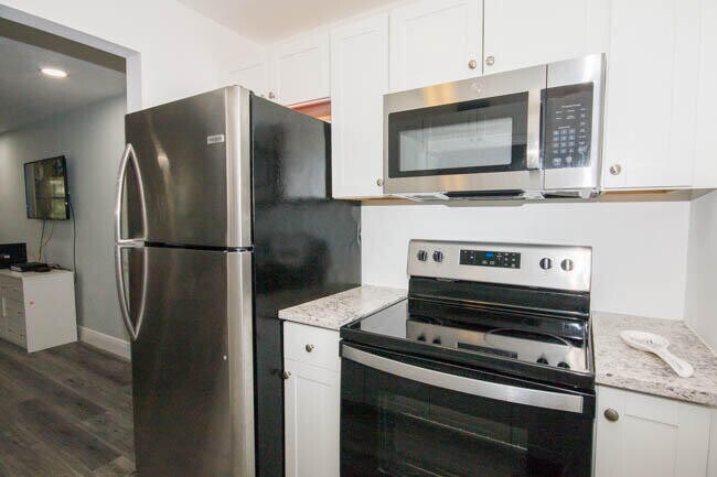 Photo - 149 West Ct