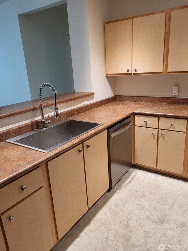 Photo - 2bd/2ba Newcastle Condo Unidad C210