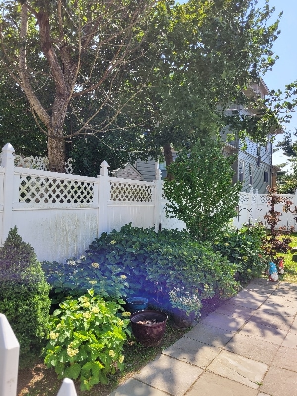 Photo - 107 Ash St Unit 1