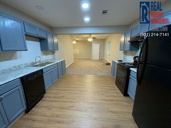 Photo - 131 S 2nd St