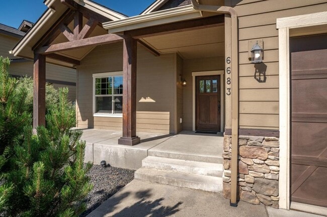 Photo - 6683 N Madellaine Dr