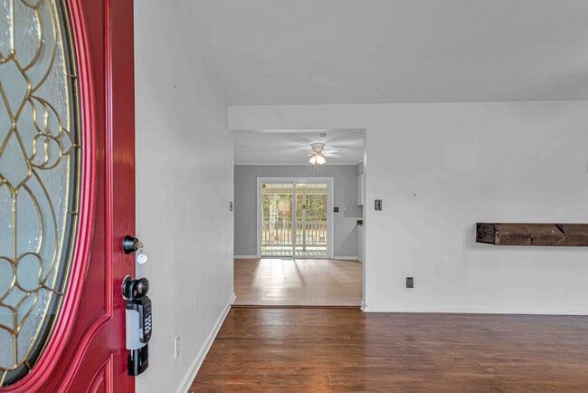 Photo - 203 Pineview Rd