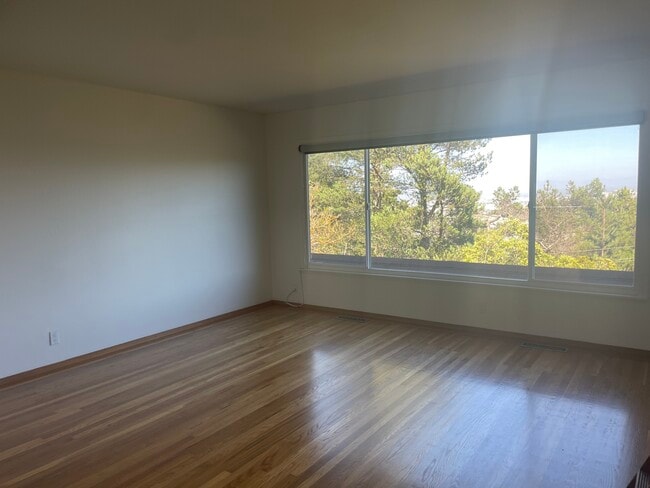 Photo - 191 Fernwood Dr