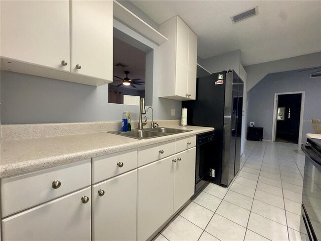 Photo - 13543 Longwood Ave