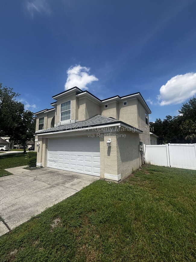 Photo - 12672 Lakebrook Dr