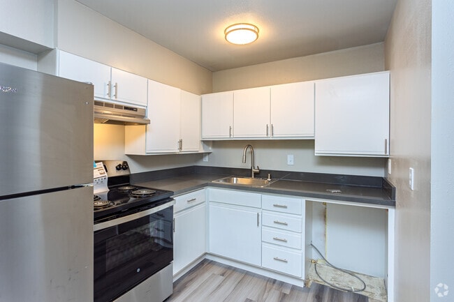 2 habitaciones, 1 baño - 825 pies cuadrados - Cocina - Timber Heights