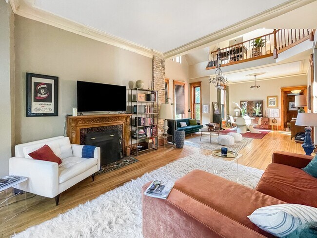 Photo - 2156 W Pierce Ave Unit 3