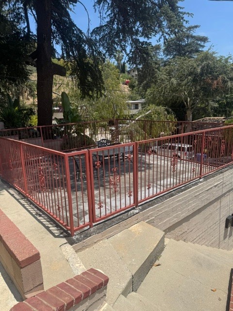 TERRAZA CON VISTAS A LA LADERA - 6247 Oak Crest Way Unidad HLP#1