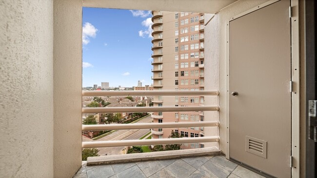 Photo - 3525 Sage Rd Unit 1012