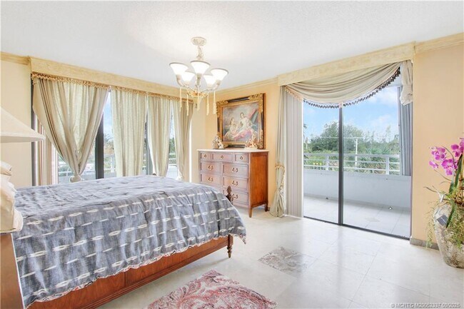 Photo - 9950 S Ocean Dr Unidad 301